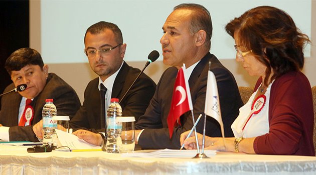 Sözlü’den hukukun egemenliği ve güçlü demokrasi vurgusu