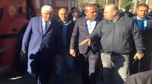 Sözlü yangında kül olan Ceyhan keresteciler sitesinde incelemelerde bulundu