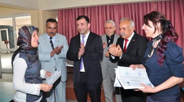 Sözütek, MEKSA’da Girişimci Adaylarına Sertifika Dağıttı
