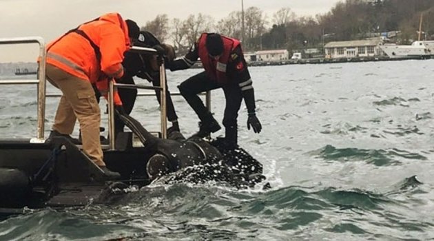 Su üzerinde ceset buldular!