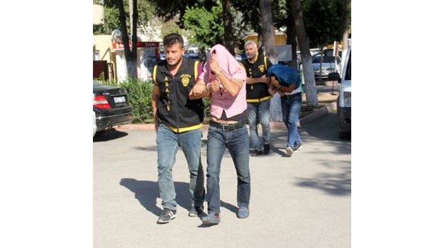 Suçüstü Yakalanan Hırsızlar