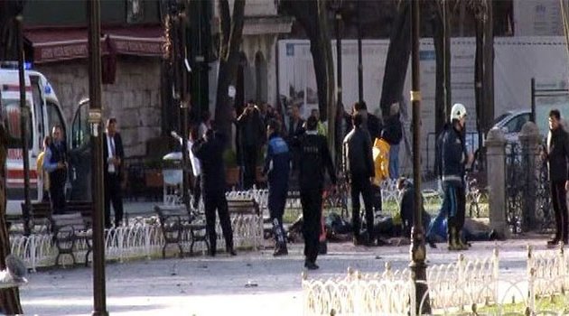 Sultanahmet Meydanı'nda patlama