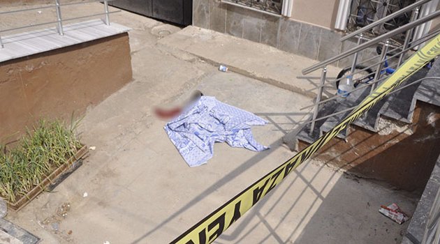 Suriyeli bebek 4. kattan düşerek öldü