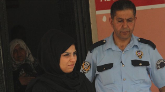 Suriyeli kadını kayınbabası darp etti