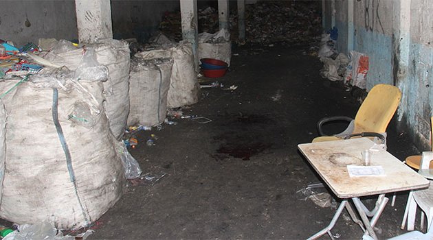 Suriyeli kağıt toplayıcısı boğazı kesilmiş halde bulundu