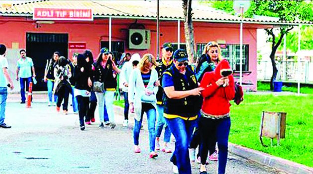 Swinger sanıklarına ceza yağdı