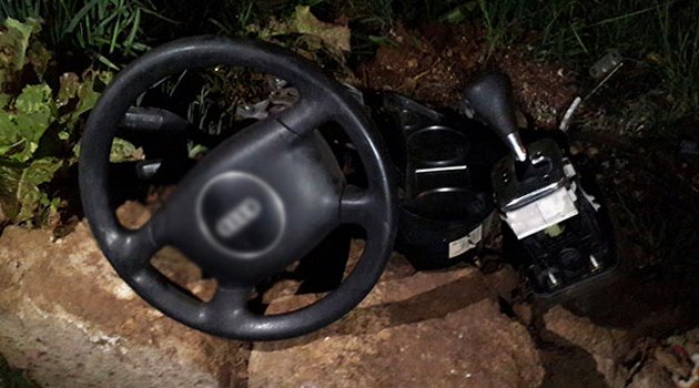 Tamir için bıraktığı aracı parçalara ayırıp sattılar