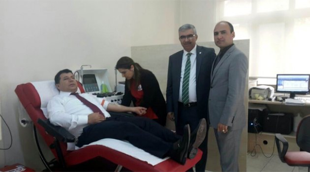 Tanrıöver: "Hilal-i Ahmer bilincini geliştirmeliyiz"