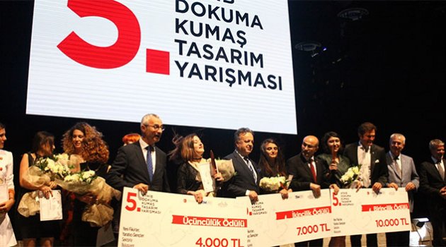 Tarihi Taşköprü üzerinde muhteşem ödül töreni