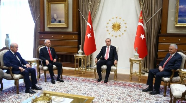 Tarihi Zirve... Kılıçdaroğlu ve Bahçeli Beştepe'ye Çıktı!