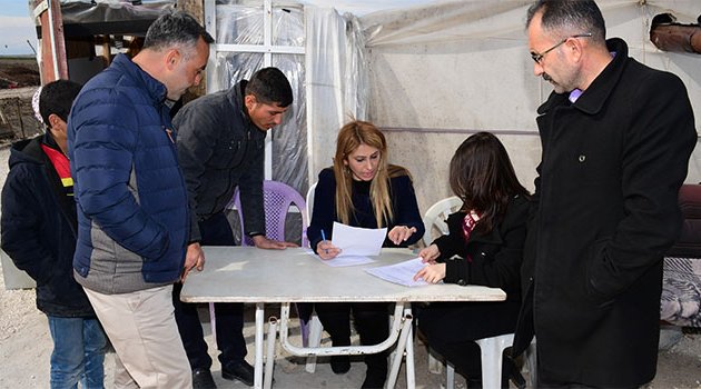 Tarım işçilerine giyecek ve gıda yardımı