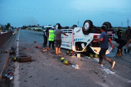 Tarım İşçilerini Taşıyan Kamyonet Devrildi: 7 Yaralı