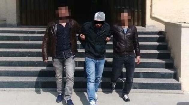 Taziye ziyaretine geldiği evde hırsızlık yaptı