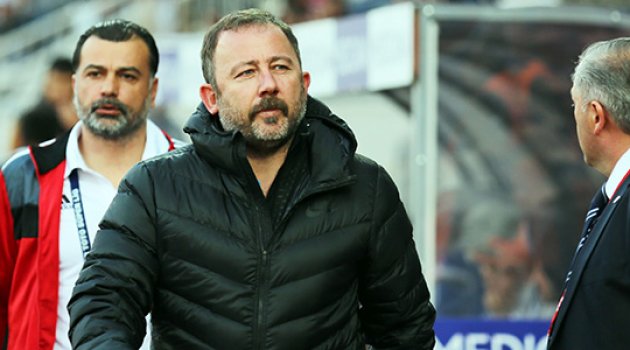 &quot;Tek hedef vardı, kümede kalmak&quot;