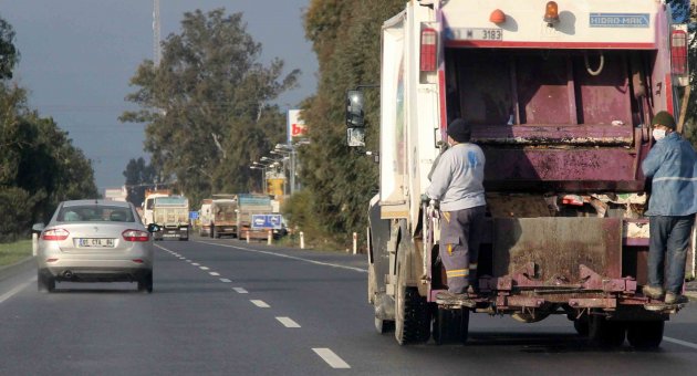 Temizlikçilerin tehlikeli yolculuğu