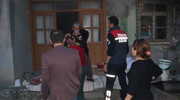 Tencereyi ocakta unuttu evi yaktı
