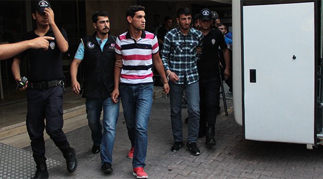 Terör operasyonunda gözaltına alınan 21 kişi tutuklandı