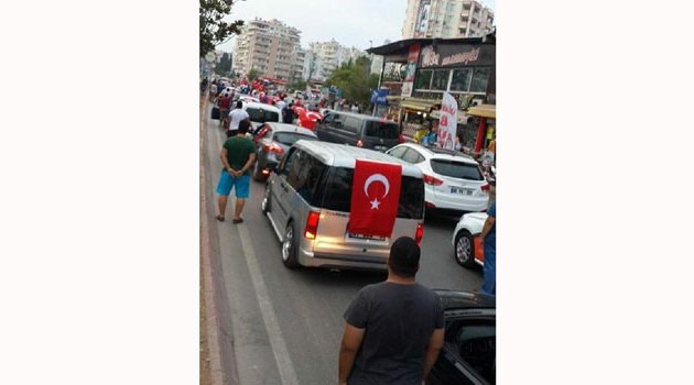 Teröre konvoylu protesto