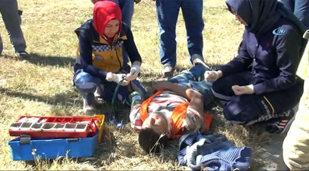 TIR işçileri taşıyan minibüse çarptı: 6 yaralı