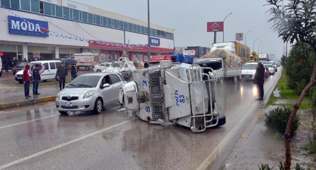 TOMA'ya çarpan zırhlı araç Shortland devrildi