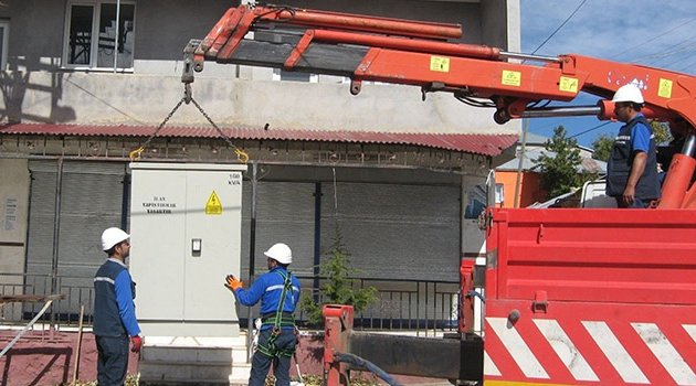 Toroslar EDAŞ trafoları yeniledi
