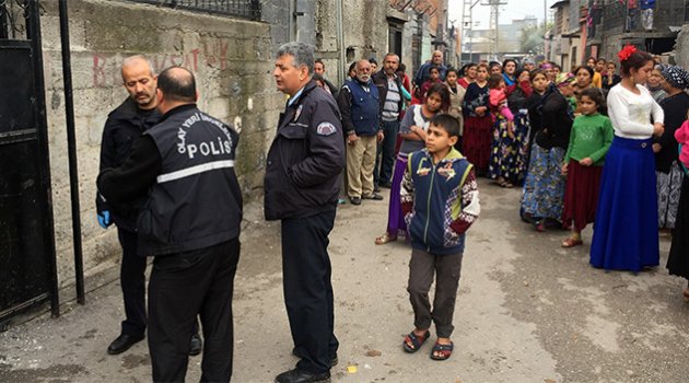 Torununu kurtarmak isterken vurularak öldü