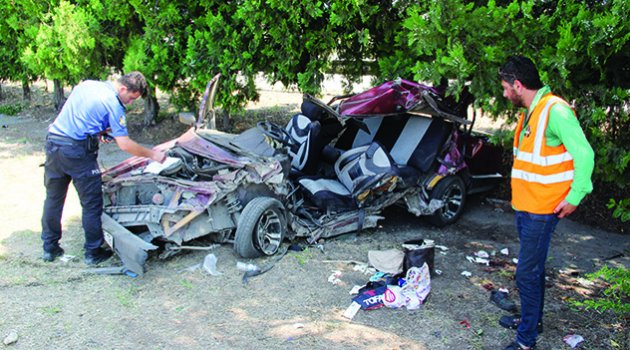 Trafik kazası; 1'i bebek, 2 ölü, 5 ağır yaralı