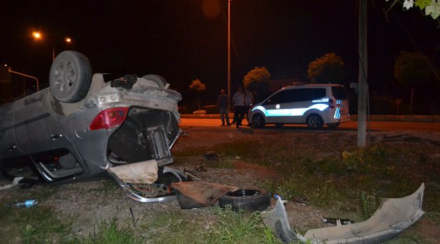 Trafik Kazası: 3 Yaralı
