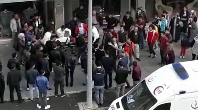 Trafik magandası yayaları ezdi