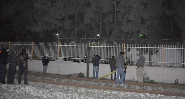 Tren raylarında feci ölüm