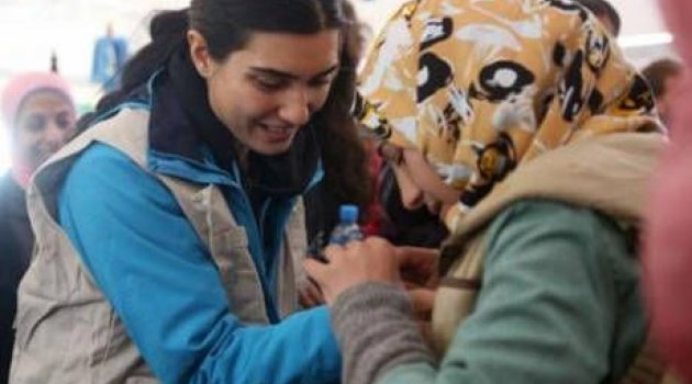 Tuba Büyüküstün'den anlamlı ziyaret