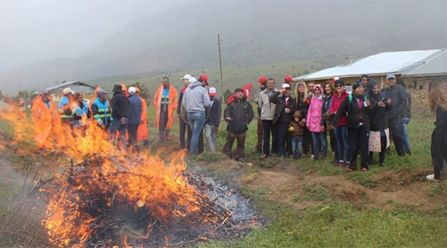 Tufanbeyli’de doğa yürüyüşü