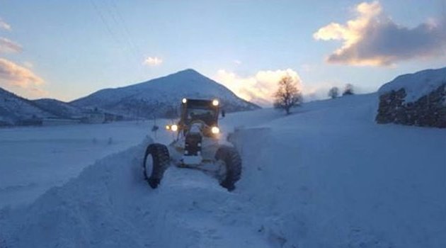 Tufanbeyli’de kar esareti