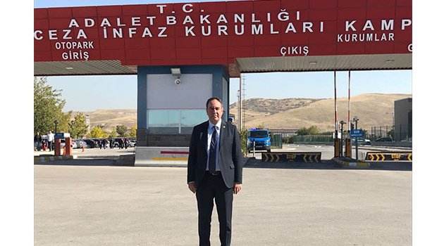 Tümer, cezaevindeki  İlknur Üstün’ü unutmadı