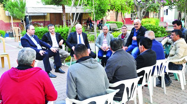 Tümer, Cumhuriyet’i Cumhuriyet Mahallesi’nde anlattı