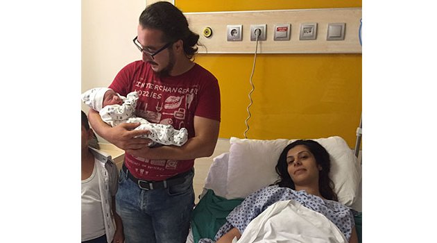 Turaçcı çiftinin ikinci mutluluğu