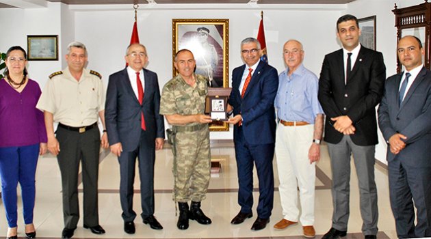 Türk Kızılayı Adana Şubesinden Jandarma Komutanlığına Ziyaret