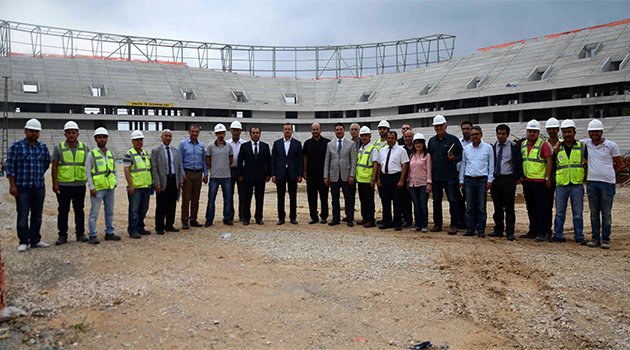 Türk: "Vodafone Arena’daki hibrit çimi Adana stadı içinde uygulayacağız"