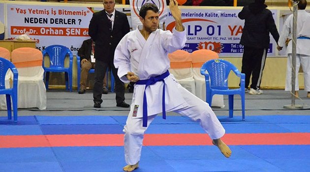 Türkiye Büyükler ve Veteranlar Karate Şampiyonası Adana’da başladı