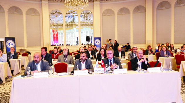 ‘Türkiye dünyadaki mültecilerin  5’te 1’ine ev sahipliği yapıyor’