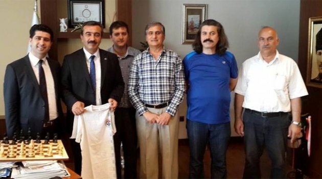 Türkiye’nin satranç ustaları Çukurova’da