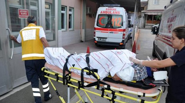 Tuvalet ihtiyacını giderirken su kanalına düştü
