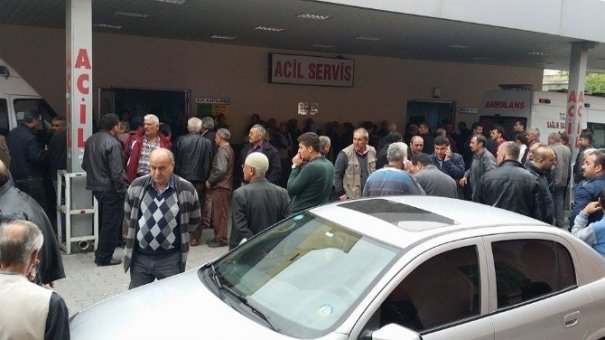 Üç yaşındaki çocuk aracın altında kalarak öldü
