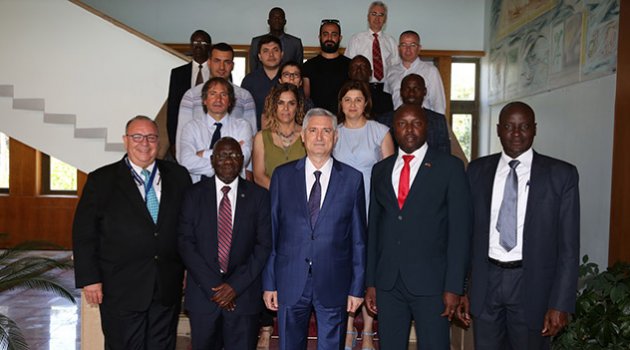 Uganda heyeti Rektör Prof. Dr. Kibar’ı ziyaret etti