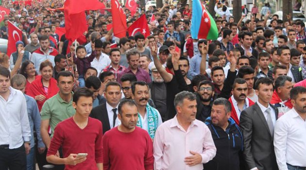 Ülkü Ocakları Adana’yı kenetledi
