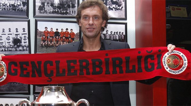 "Un fabrikasında çay içiyorduk"