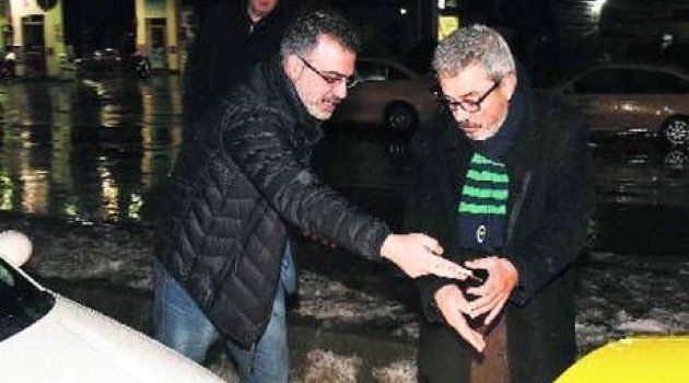 Ünlü oyuncu trafik kazası yaptı