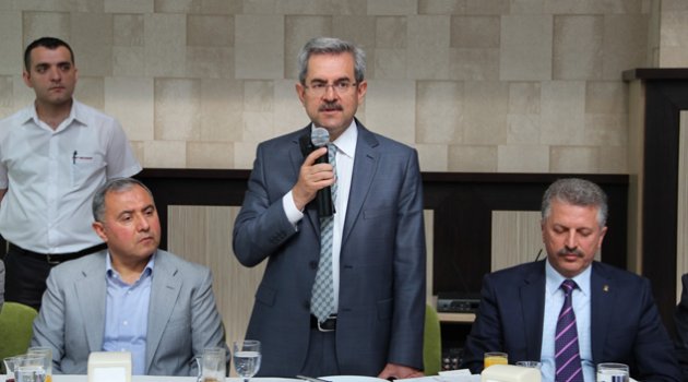 Ünüvar, sanayicilerle buluştu
