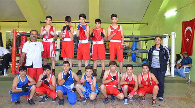 Üst Minikler Boks İl Seçme Müsabakaları