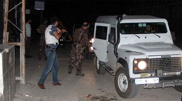 Uygulama noktasına ses bombası atıldı, polis operasyon başlattı